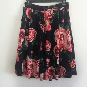 Agnes and Dora Floral Midi Skirt